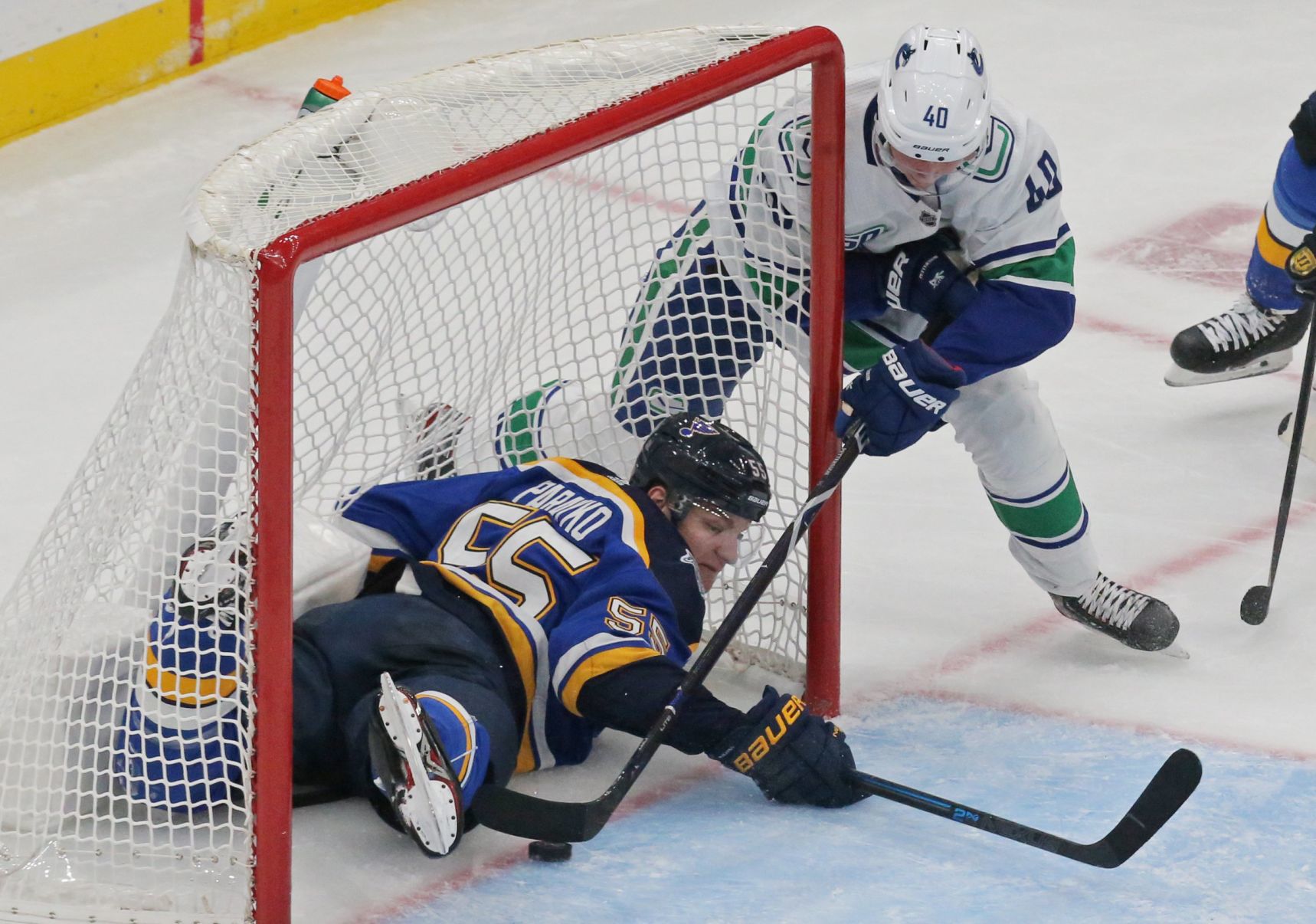 Blues take on the Canucks at Enterprise Center